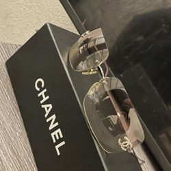 sunglasses Chanel 