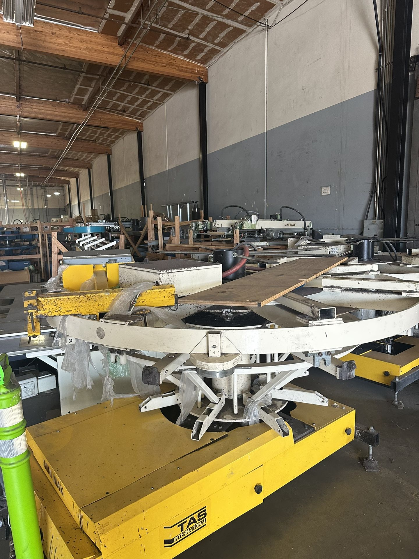 Screen Printing And Embroidery Equipment