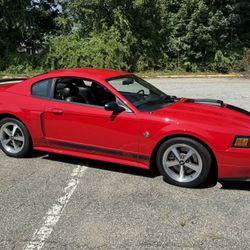 2004 Ford Mustang Mach 1