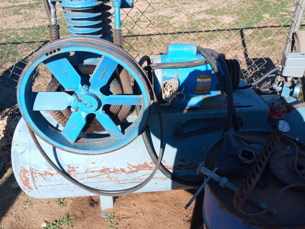 A Big Tank Compressor Old School