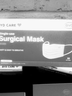 Single Use Disposable Mask & Total Of 300 Masks