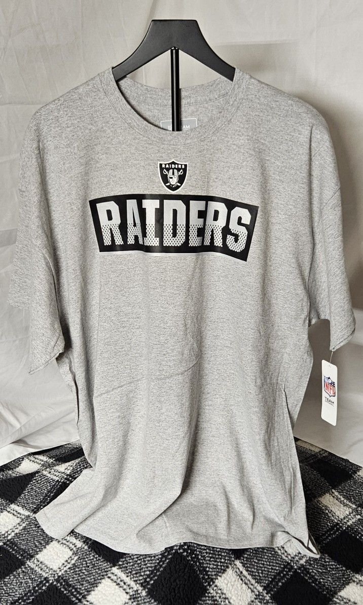 Men's Las Vegas Raiders NFL Team Apparel Heather Gray Legacy T-Shirt Size 2XL