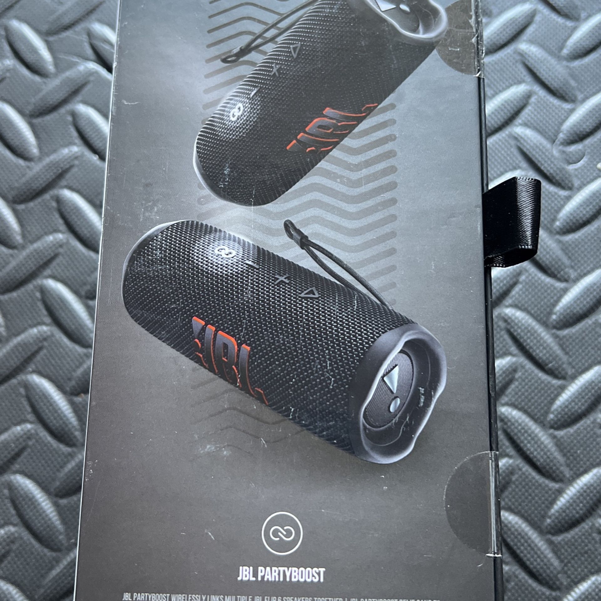 Jbl Flip6 Bluetpoth Speaker