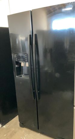 Samsung Side By Side Black Refrigerator
