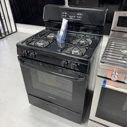 Crosley 4 Burner Gas Range - Brand New, 1 Year Manufacturers Warranty