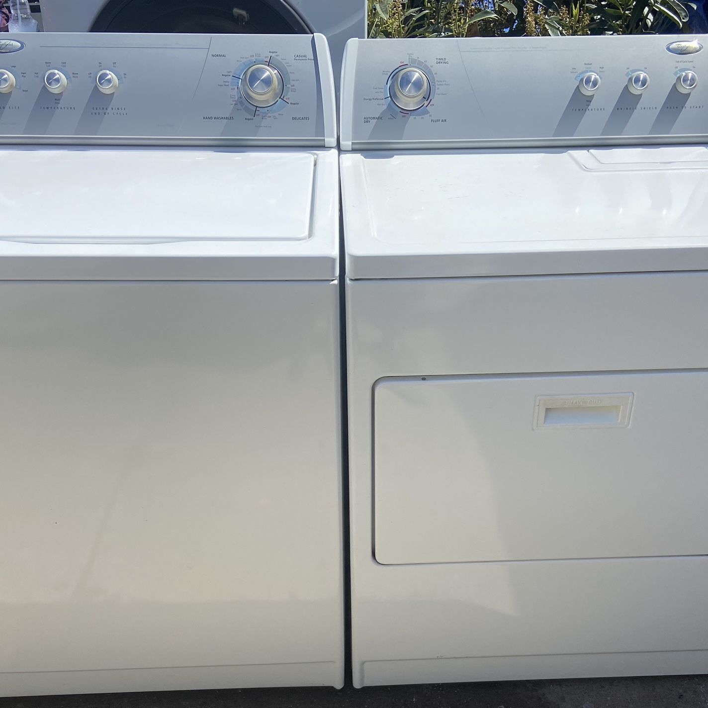 Nice Whirlpool Top load Washer Dryer Electric Set