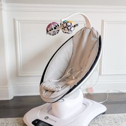 4moms mamaRoo 4 Classic Multi-Motion Baby Swing, Grey