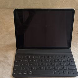 iPad Air 64GB (4th generation) & Apple Smart Keyboard Folio
