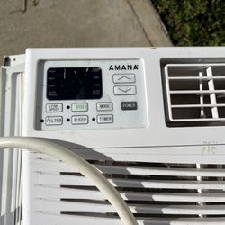 AMANA Window Air Conditioner With Remote