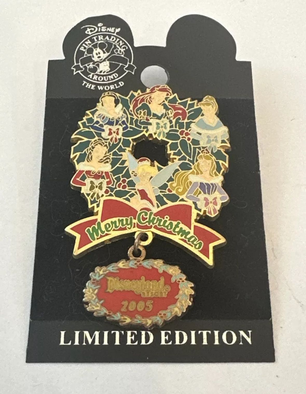 DLR - Holiday Wreath 2005 - Princess - Merry Christmas Disney Pin 42907