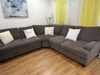 Gray Fabric Sectional Sofa