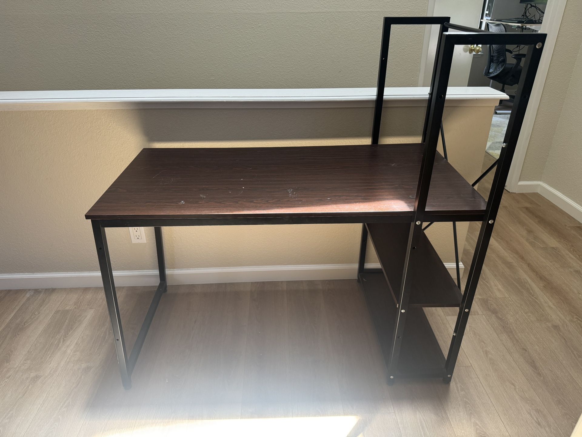 Free Desk