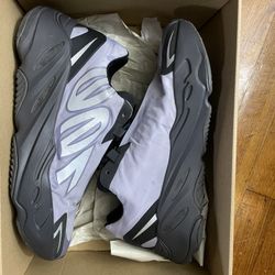 Adidas Yeezy Boost 700 Geode 