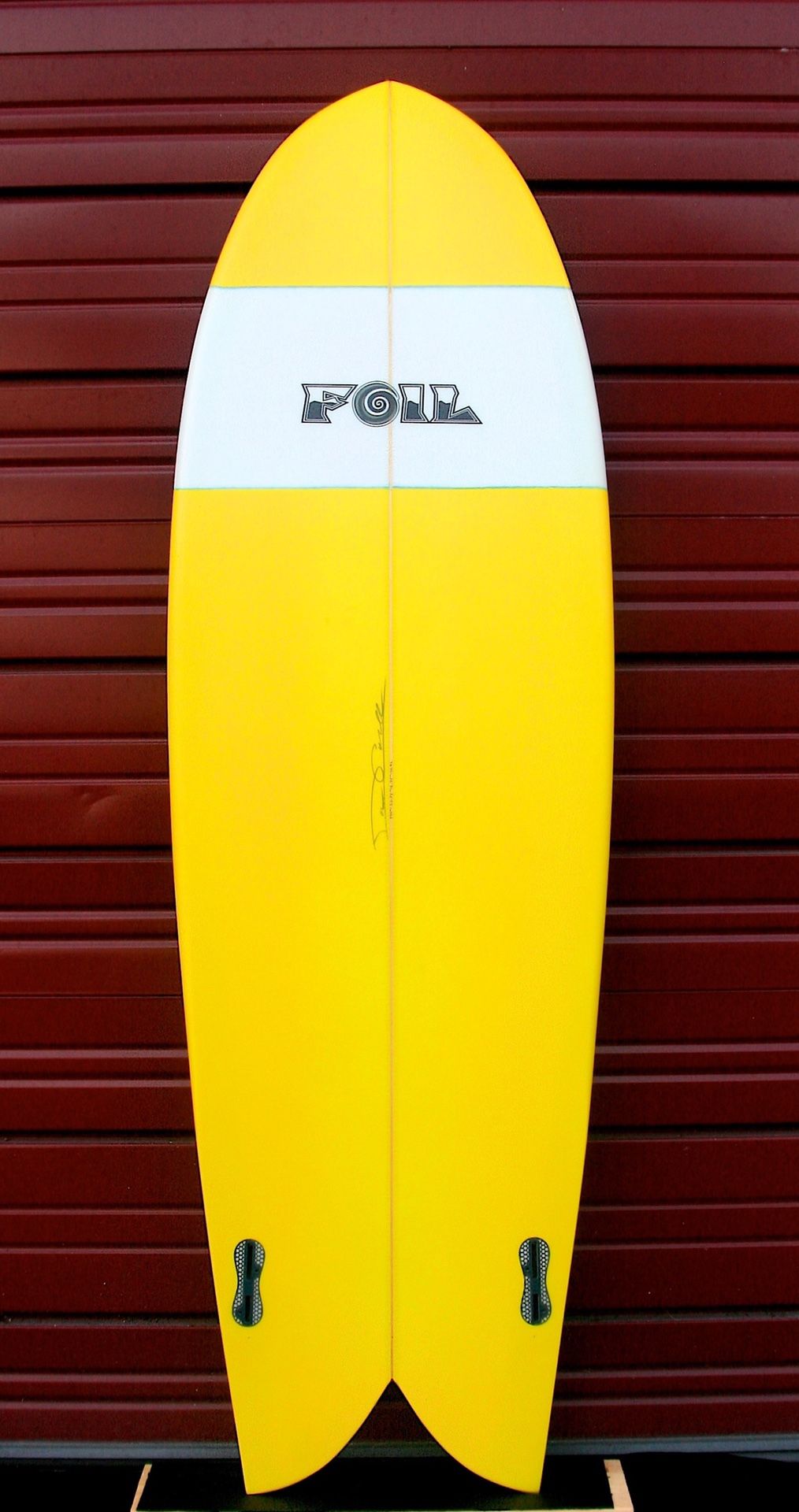 New 5’10” FOIL retro fish surfboard