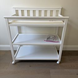 Children / Baby Changing Table – Bianca White