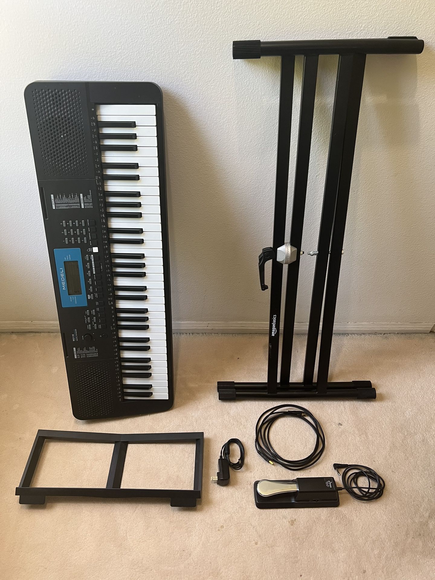 Medeli M211K Digital Keyboard with Stand and Sustain Pedal