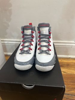Air Jordan 9s size 6Y