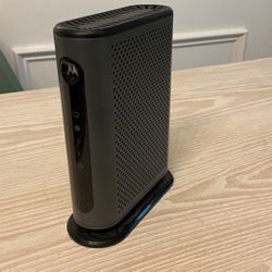 Motorola DOCSIS 3.0 MB7220 Router