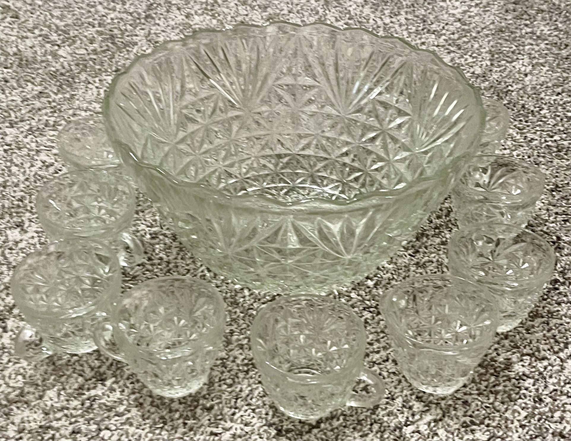 Lot of 10-Beautiful Vintage Anchor Hocking Arlington Pattern Punch Bowl and 9 Cups-GREAT CONDITION!!