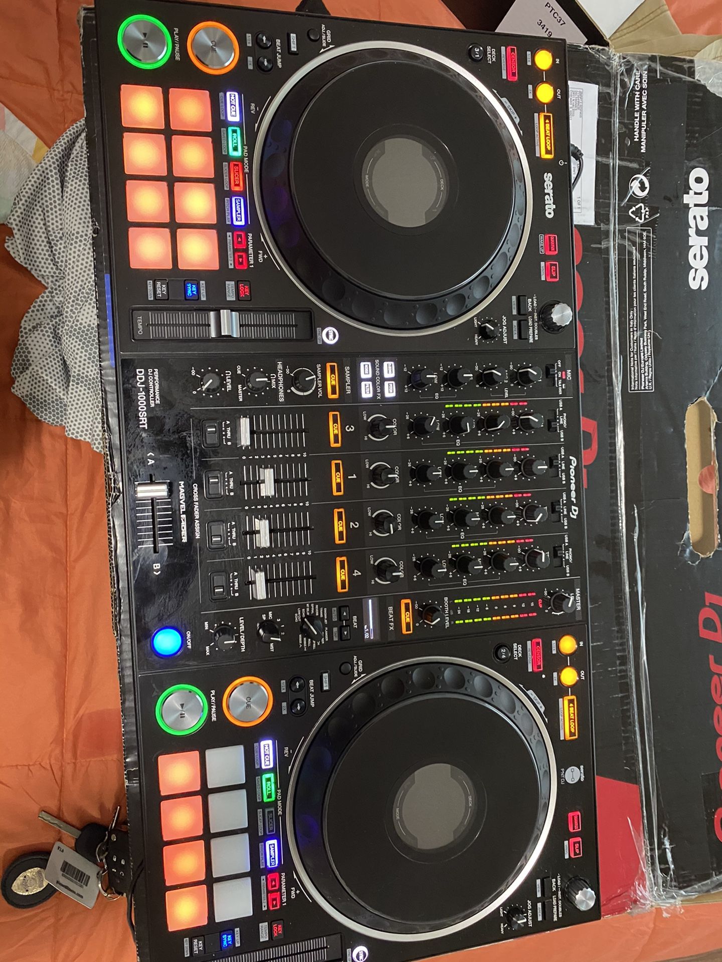 Pioneer Ddj-1000srt controller