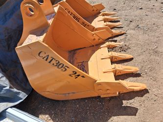 Bucket Excavator CAT 305