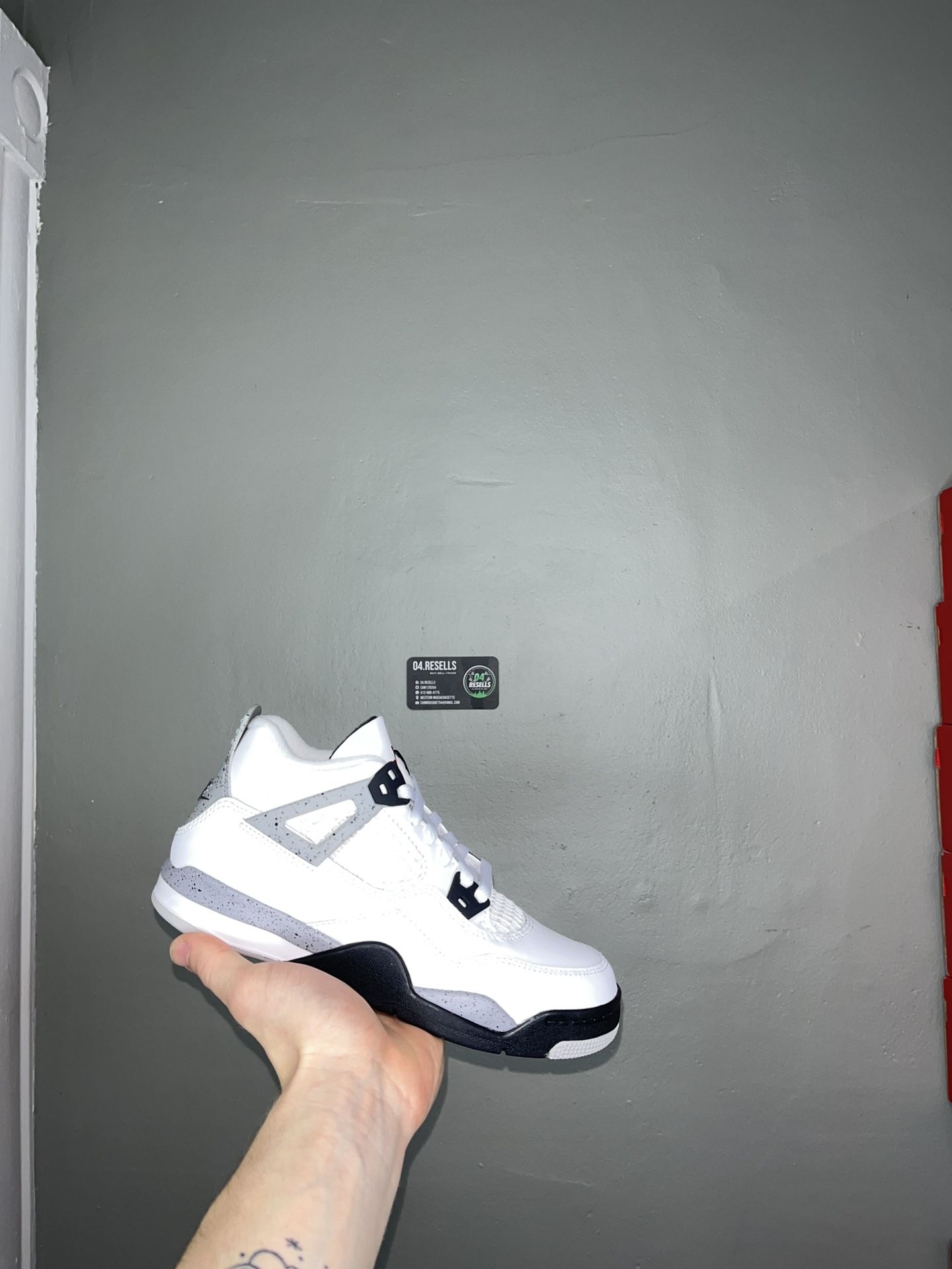 Jordan 4 White Cement