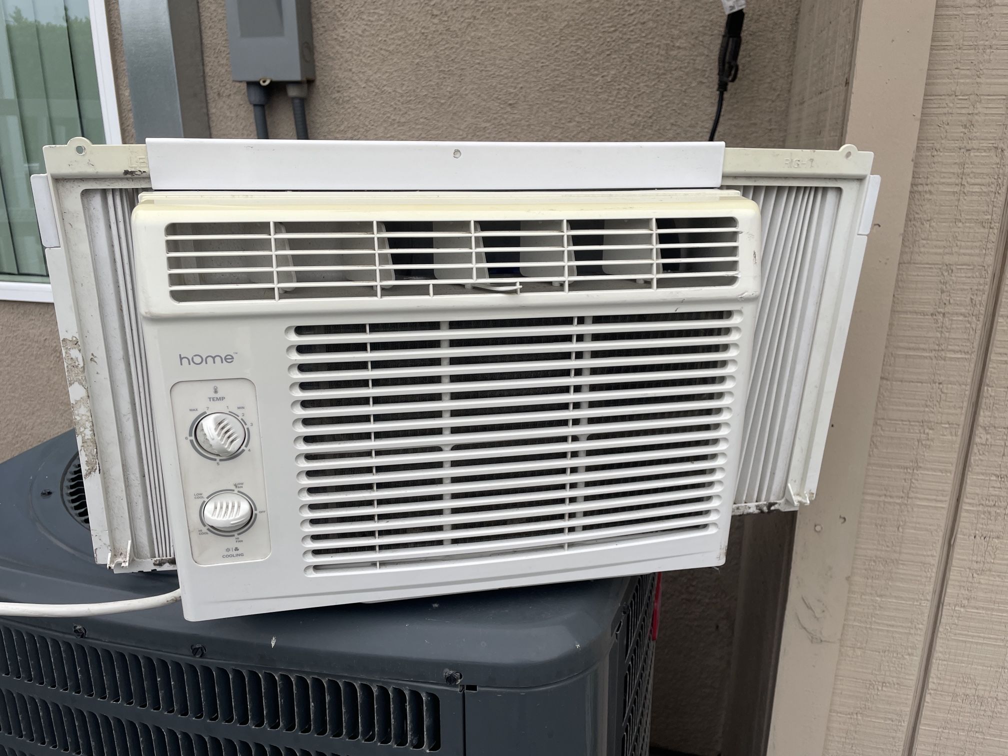 Window AC Unit