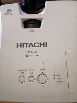 Hitachi CP-X2511 PROJECTOR
