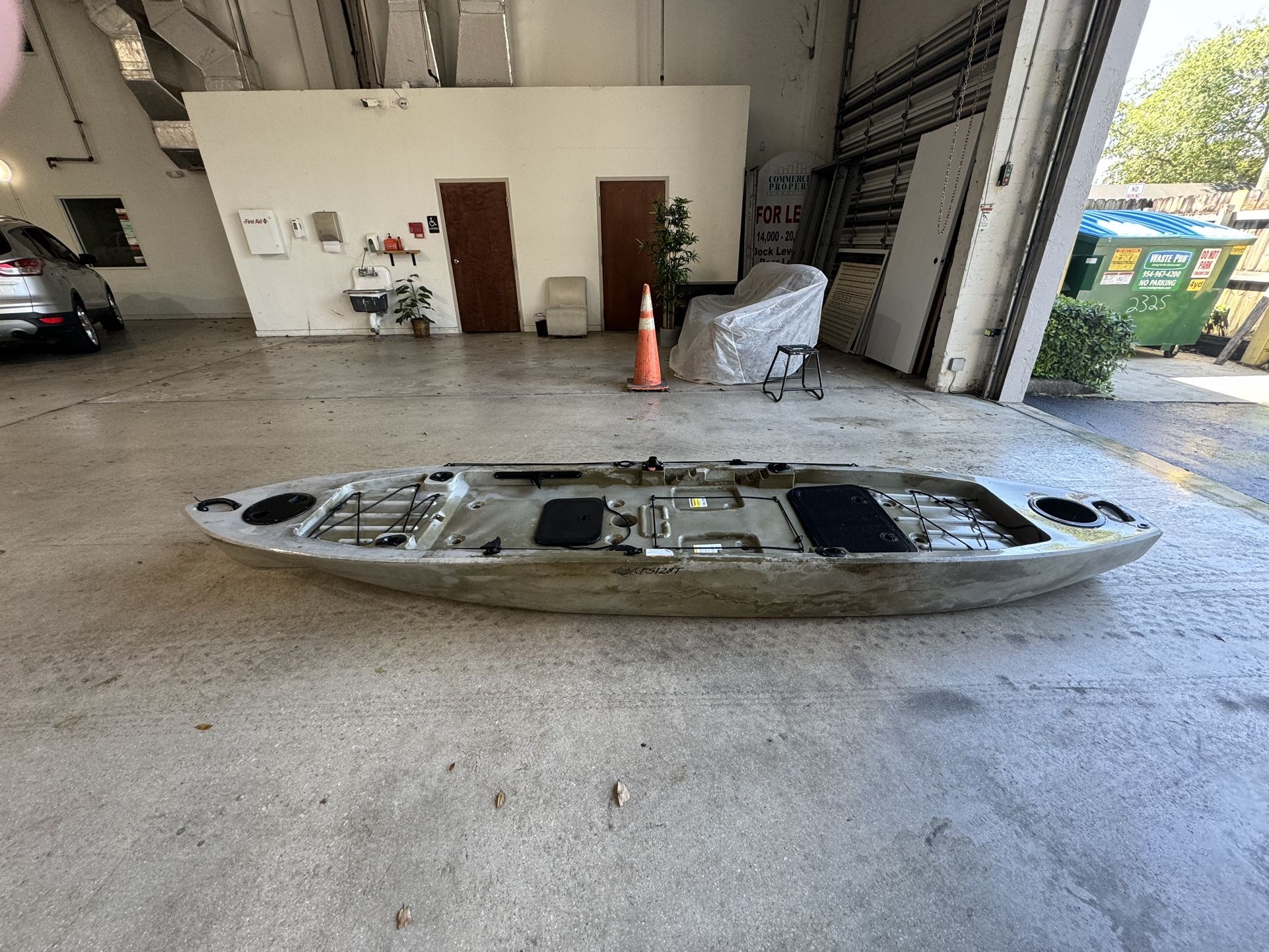 Kayak 12”8’