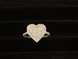 Silver Heart Shaped Ring Size 7
