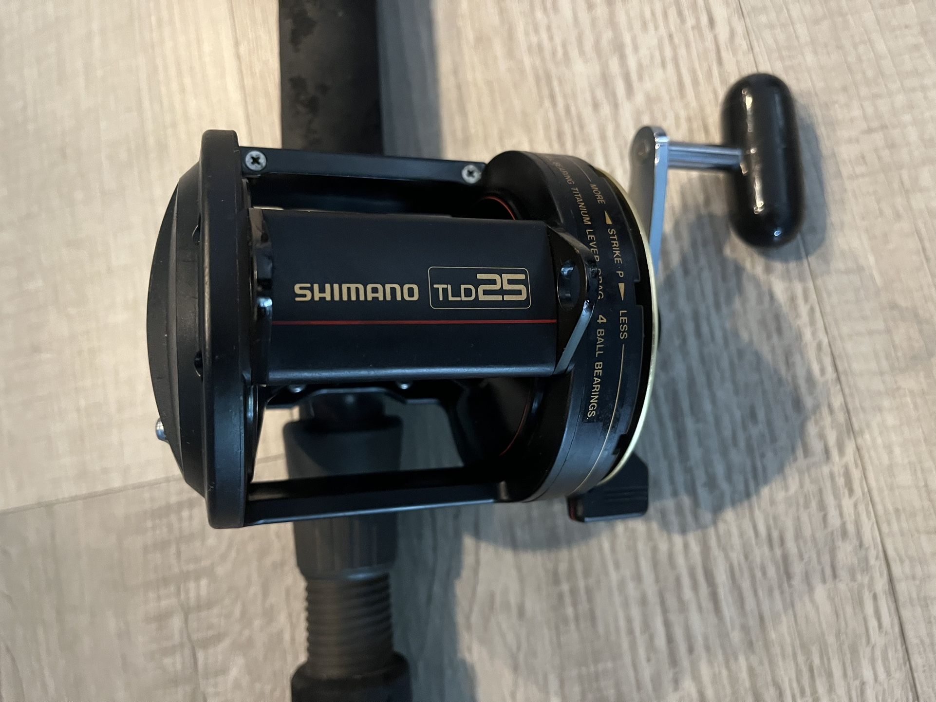 Shimano TLD 25 Fishing Reel/Rod Combo