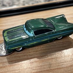 DISNEY PIXAR CARS - RAMONE DIECAST GREEN CAR