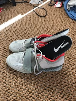 Weight lifting Romaleos 3