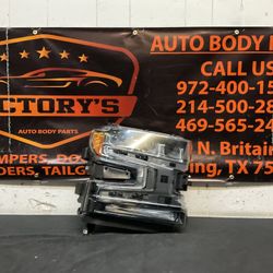 CHEVY SILVERADO 1500 2019-2021 RH LED HEADLIGHT OEM 
