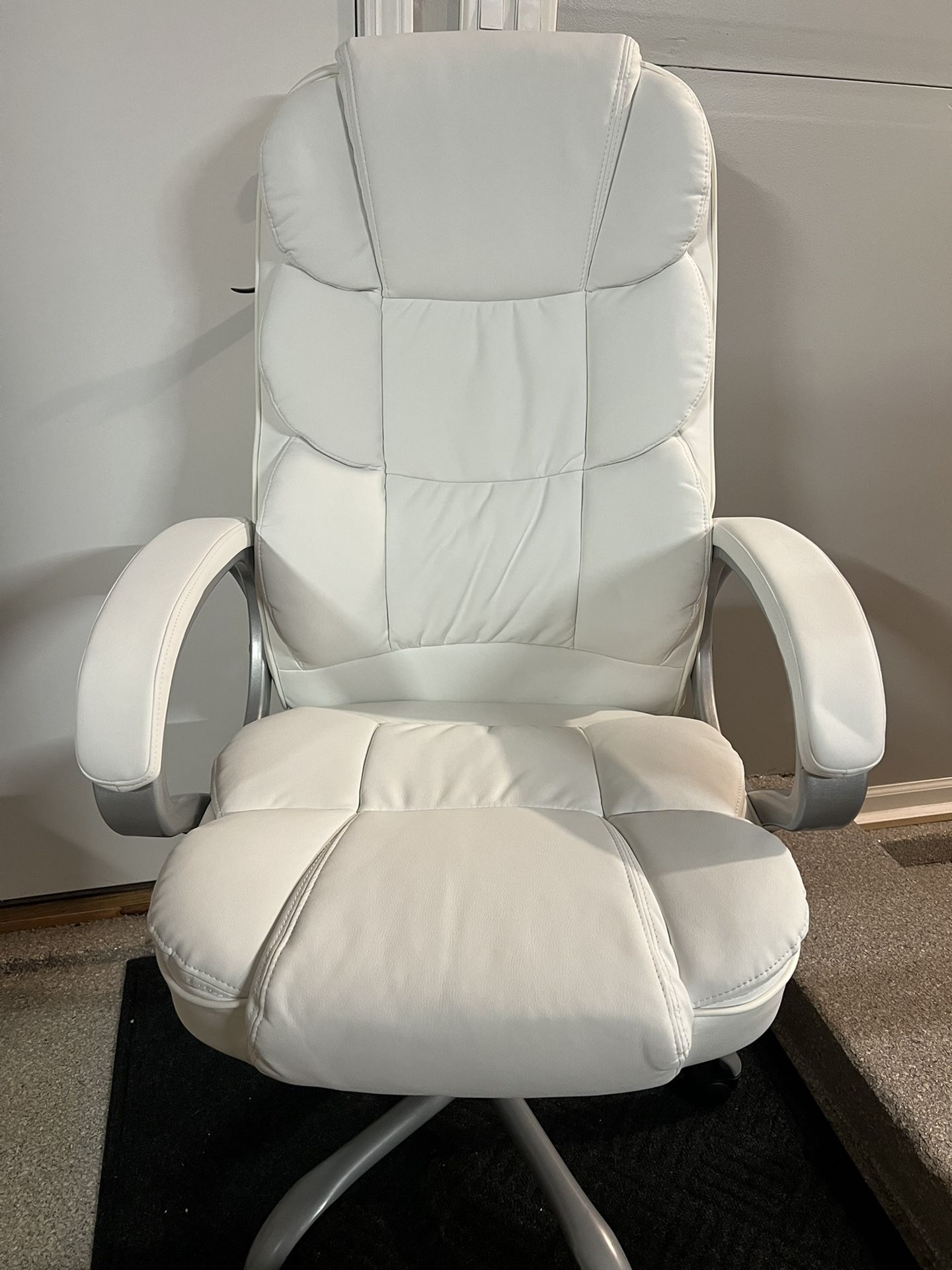 Brand New White Bonded Leather Tall Back Executive Office Chair w/USB Powered Massaging Lumbar Support 