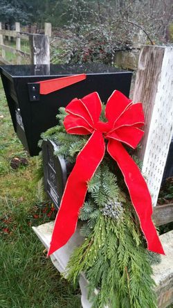 Mailbox wreath
