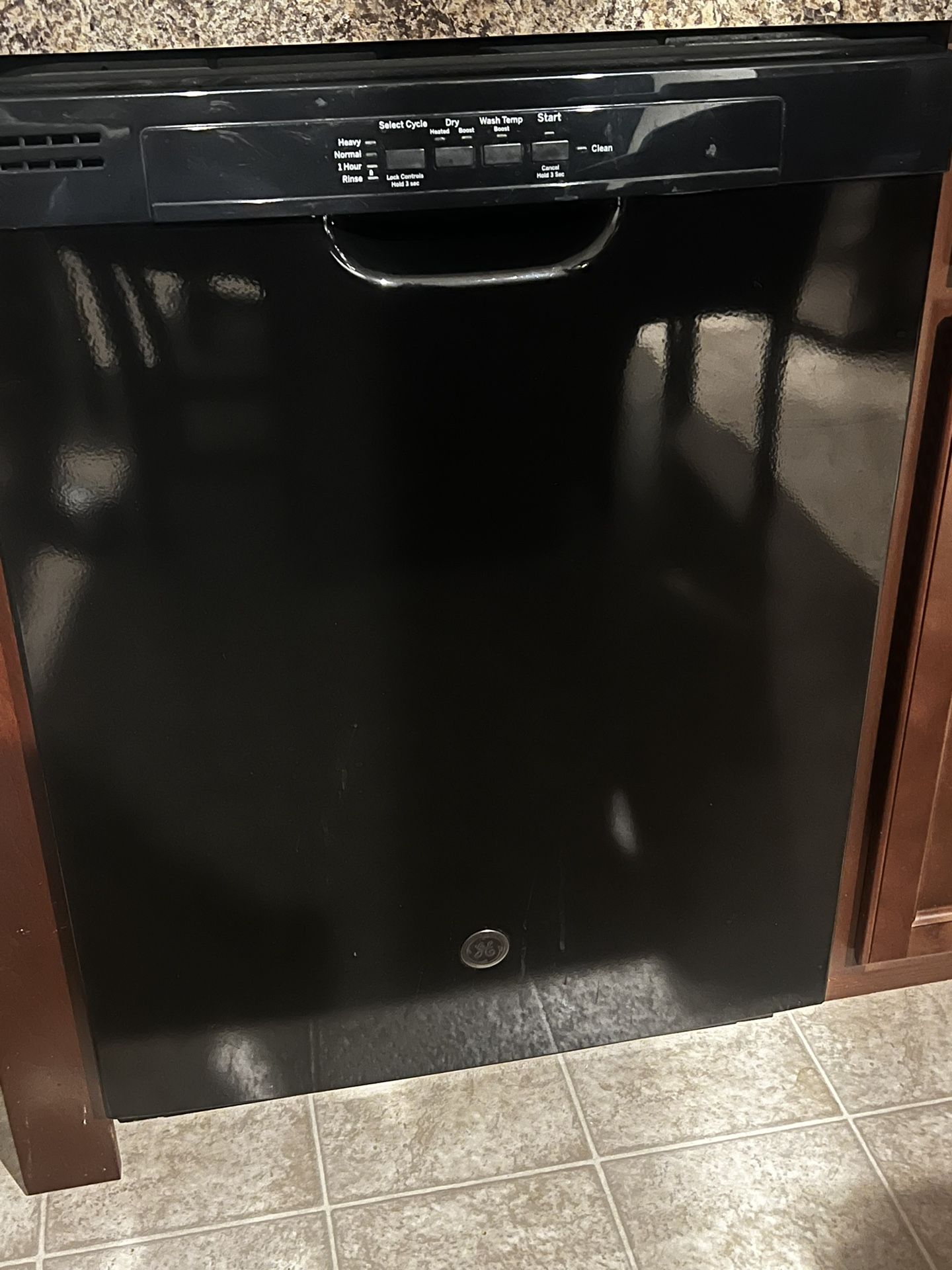 Dishwasher 