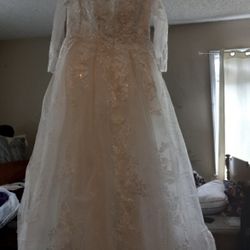 wedding dress