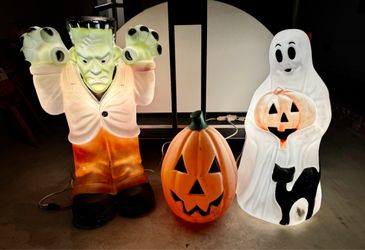 3 Blow Molds for Halloween