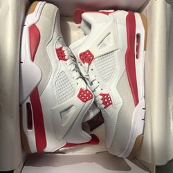 Jordan 4 SB Varsity Red