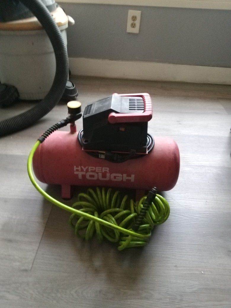 3-Gallon Oil-Free Portable Air Compressor