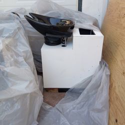 Hair Salon Porcelain Rinse Sinks 