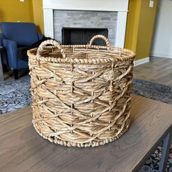 Wicker basket