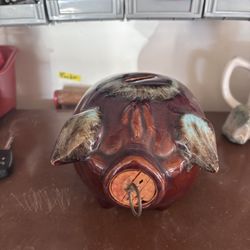 Vintage Hull Pottery “Corky Pig Bank”