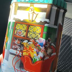 Vintage 1999 M&M'S Candy Holiday Tin Metal Container Santa's Workshop Christmas