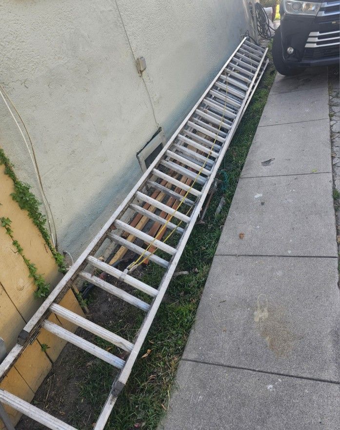 40 Feet Ladder Painter escalera