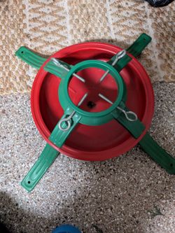 Vintage Metal Live Tree Stand.  Very Nice Condition.