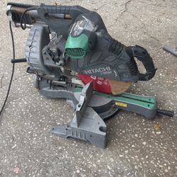 Hitachi 12 Inch Sliding Compound Miter Saw 