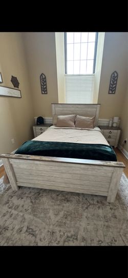 Queen bed