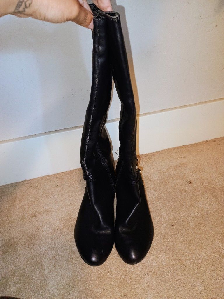 Black Boots
